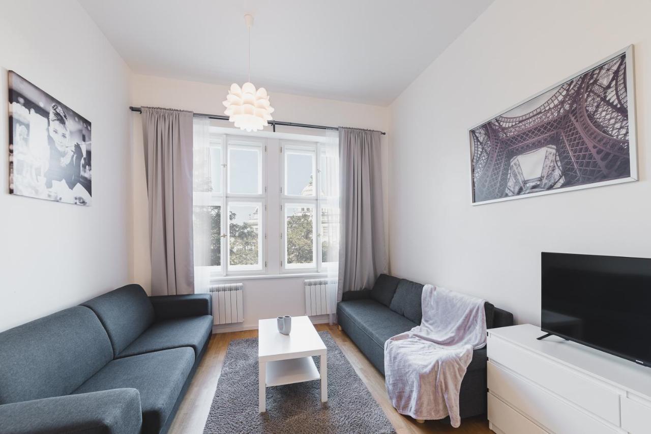 Bellevue Apartment Praag Buitenkant foto